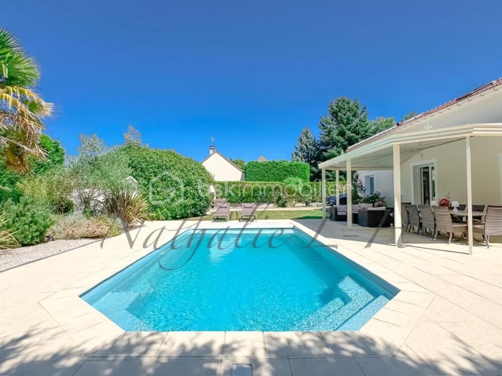 Superbe ! Pavillon de 224 m² avec piscine chauffée et studio indépendant
