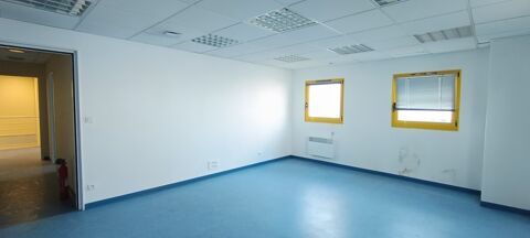 À louer  Plateau de bureaux de 160 m²  Périgny, La Rochelle 1100 17180 Perigny