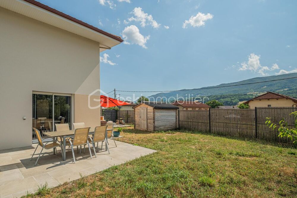 Maison mitoyenne 5 pièces de 109 m2 habitables