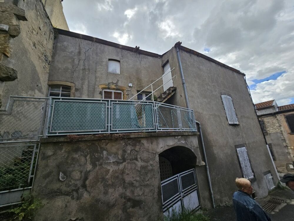 Vente Maison Maison à rénover, 5 pièces au coeur du village de VEYRE MONTON Veyre monton