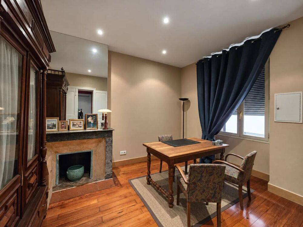 Vente Maison Maison de 8 pièces de 322 m² à Castelsarrasin Castelsarrasin