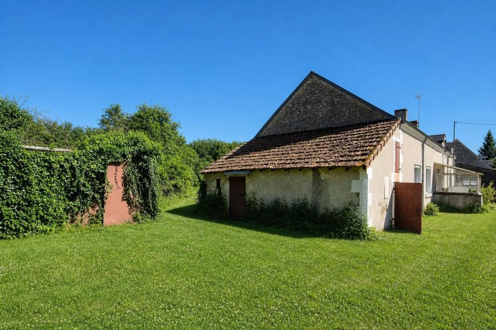 Maison de 4 pièces de 96 m2 avec jardin en vente à Pruniers