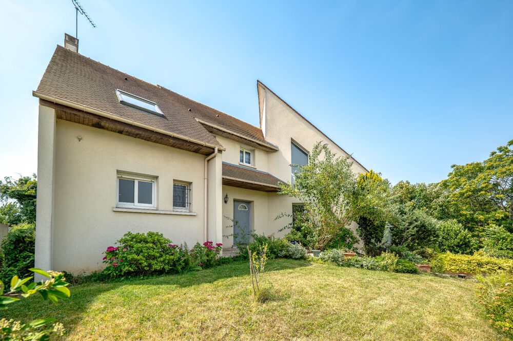 Vente Maison Maison d'architecte lumineuse avec dépendance Verrieres le buisson