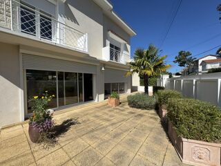  Maison � vendre 7 pi�ces 180 m�