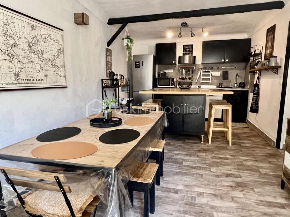 Appartement de caractère entièrement rénové  Coeur historique de Fayence