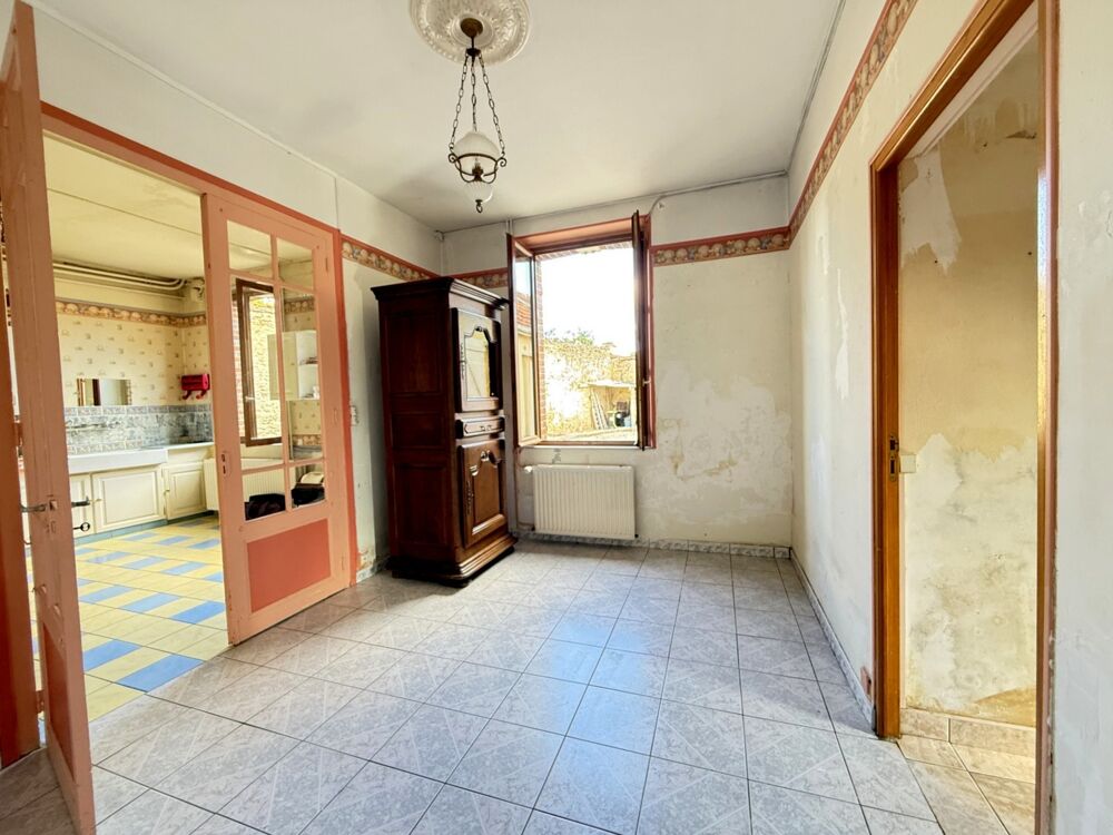 Vente Maison PIERRY (51) à vendre Maison de village champenoise 5 pièces, petites dépendances, cour fermée Pierry