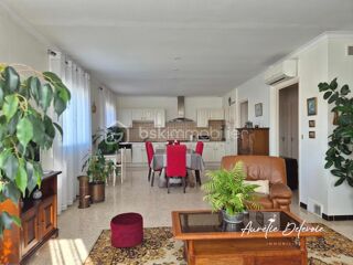  Propriété/château à vendre 4 pièces 124 m²