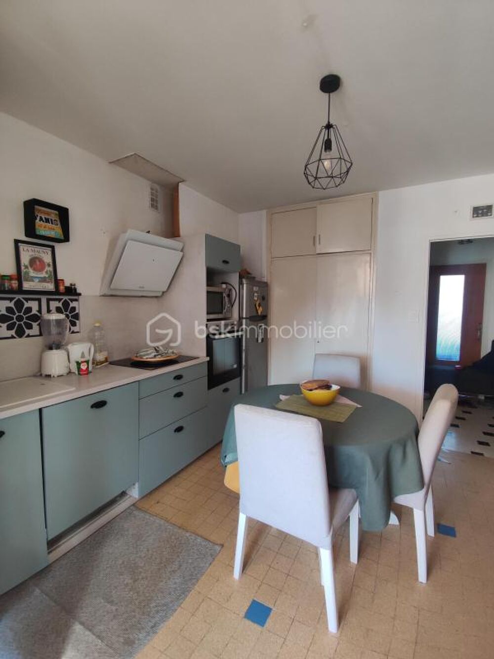 Appartement de 80m² - 2 balcons - cave