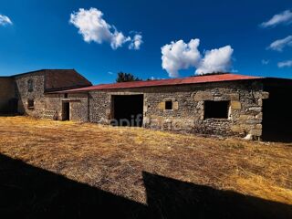  Remise / Grange � vendre 4 pi�ces 155 m� Puyravault
