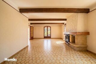 Vente Maison Piolenc - Maison familiale de 119 m² avec fort potentiel, grand terrain et stationnement XXL Piolenc