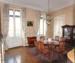  Appartement  vendre 5 pices 122 m
