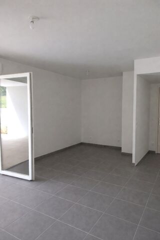  Appartement � louer 2 pi�ces 42 m�