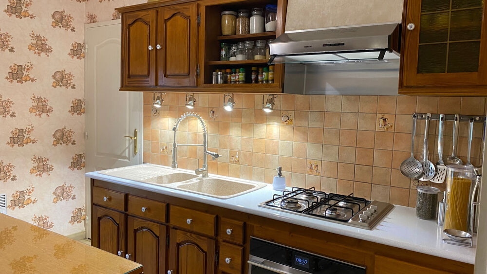 Vente Maison Dpt Yonne (89), à vendre PACY SUR ARMANCON Pavillon - 3 chambres - Terrain de 2 300 m²- Plain-pied Pacy sur armancon