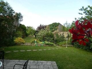  Maison  vendre 8 pices 215 m