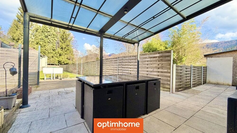 Maison individuelle rénovée 162 m²  Vivable de plain-pied  Grande pièce à vivre de 56 m²  Dépendance  Bussang (Hautes Vosges