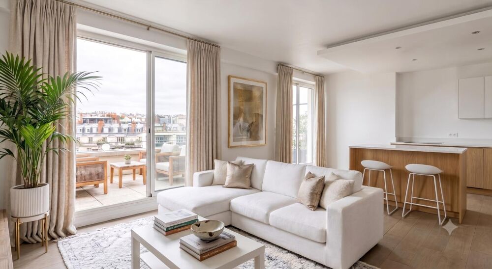 **3 PIECES + Extérieur 12m2 + PARKING + Proche Métro Ligne 13 et Ligne 4