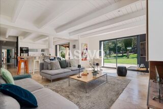  Propriété/château à vendre 6 pièces 210 m²