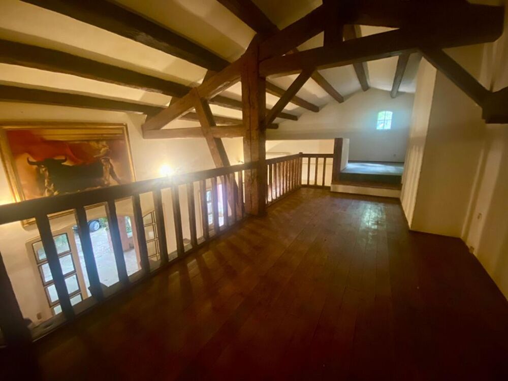 Vente Maison Maison Le Castellet 6 pièce(s) 175 m2 avec piscine Le castellet