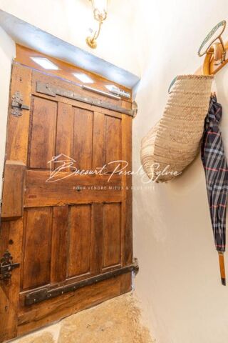  Propri�t�/ch�teau � vendre 5 pi�ces 203 m�