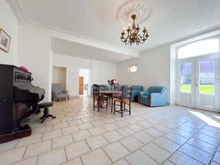  Maison � vendre 7 pi�ces 250 m�