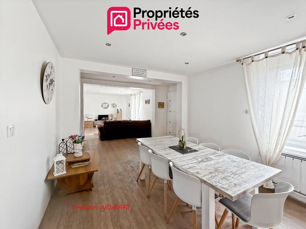 Maison à Pouancé Ombree D Anjou 6 pièce(s) 140 m2 - 4 Chambres