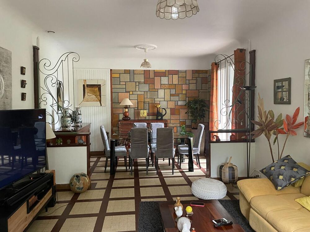 Location Maison Maison de plain-pied 3 chambres Garage 26 m² Istres