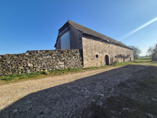  Remise / Grange � vendre 2 pi�ces 586 m�