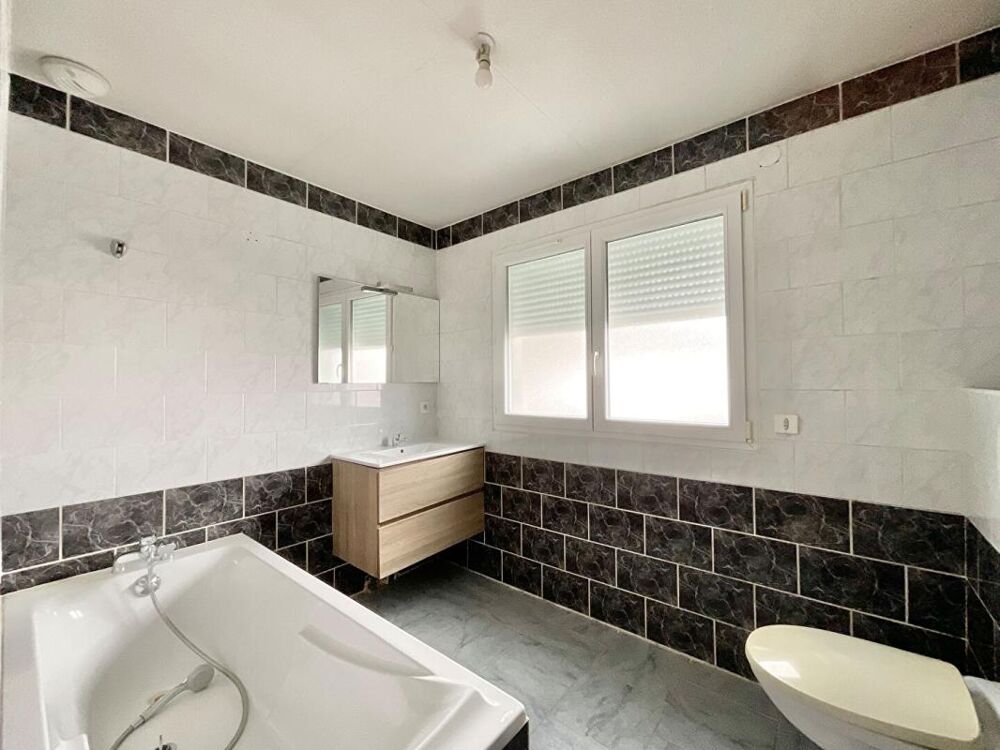 � vendre  Maison Gex (01170)