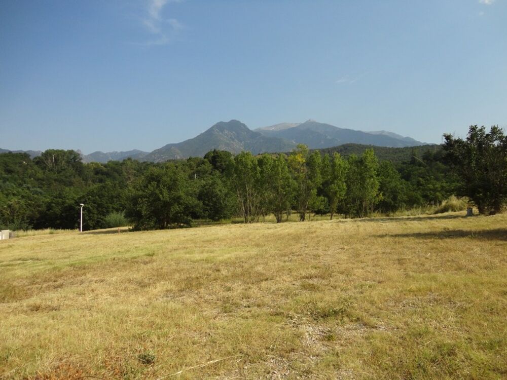 Vente Terrain Dpt Pyrénées Orientales (66), à vendre PRADES Terrain constructible 210 m², 3 faces, libre constructeur Prades