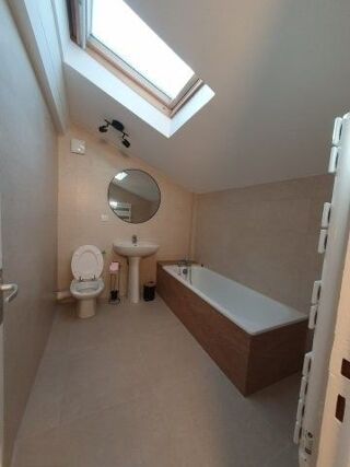  Appartement à louer 2 pièces 50 m²