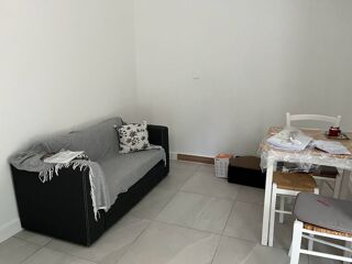  Appartement à louer 2 pièces 32 m²