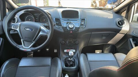 Fiesta 1.6 EcoBoost 200 ST 2016 occasion 13300 Salon De Provence