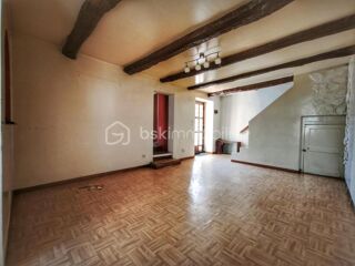  Immeuble à vendre 5 pièces 80 m²