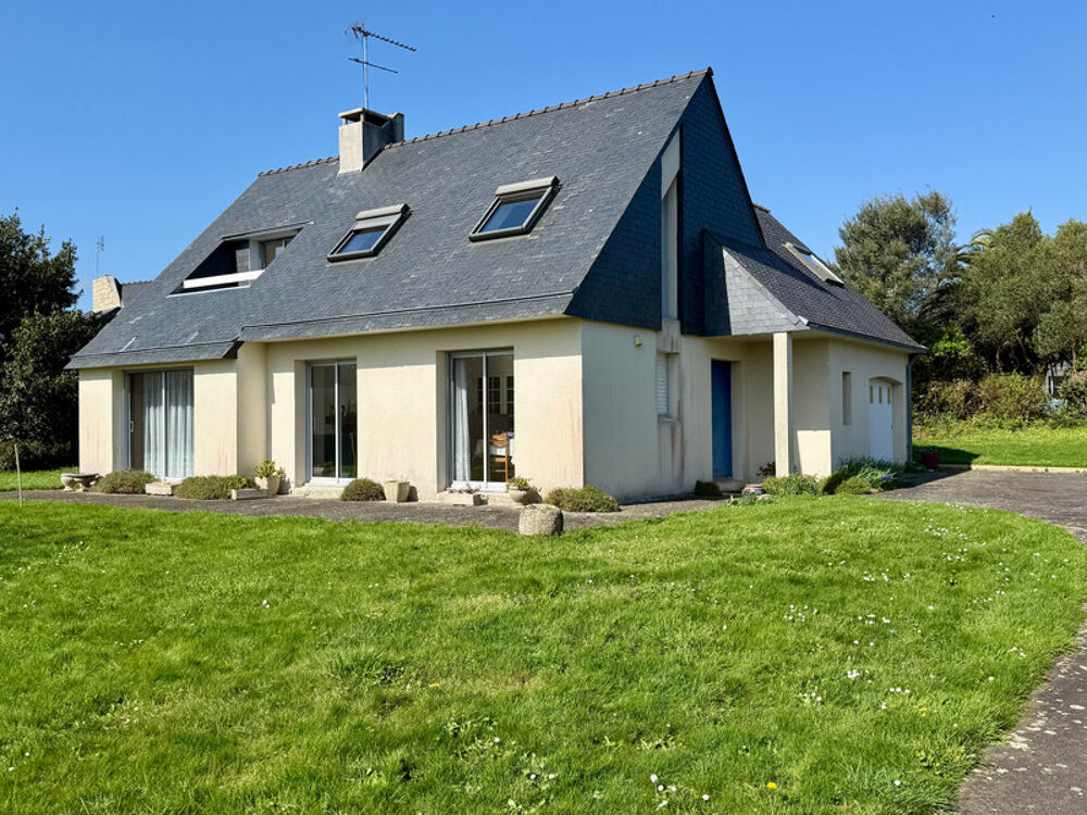 Sainte Marine (29) - Maison T5 de 130 m² habitable - Garage - Parking - Terrain de 1448 m² proche mer et commodités
