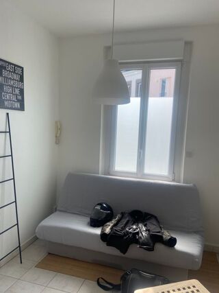  Appartement à louer 1 pièce 17 m²