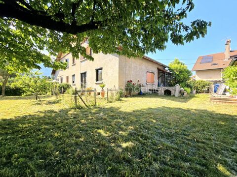   PONTCHARRA – Appartement T3 de 76 m² avec grand jardin, garage et deux caves Appartement - 3 pièce(s) - 76 m²