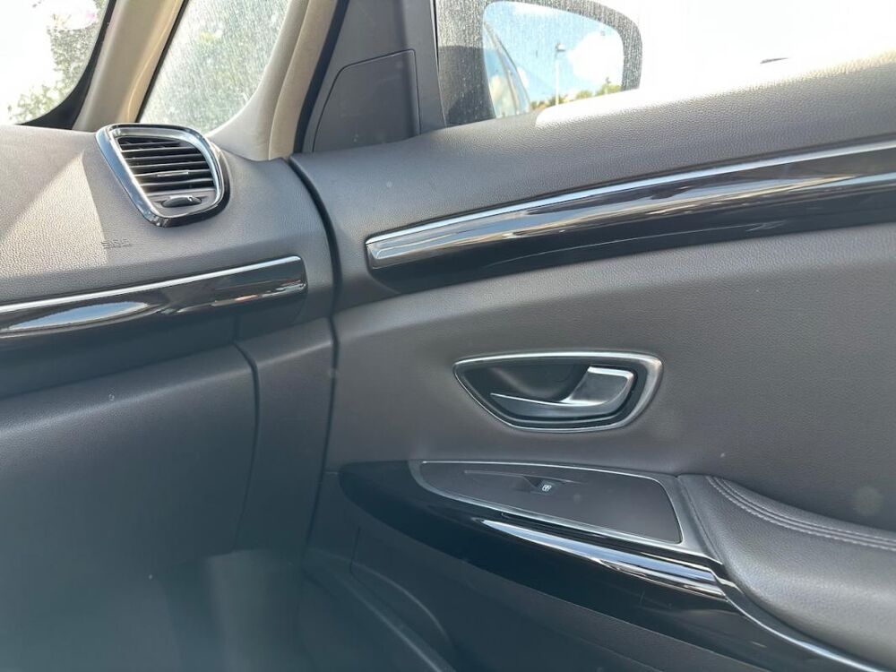 Espace V 1.6 TCE 200 ENERGY INTENS EDC 2015 occasion 78240 Chambourcy