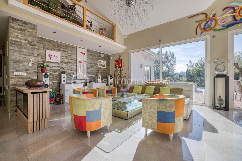 � vendre  Propri�t�/ch�teau Chapeiry (74540)