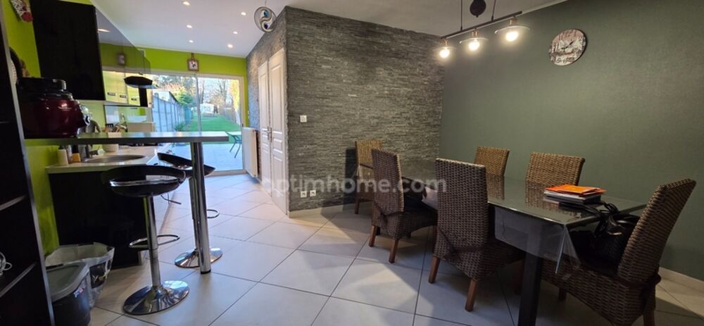 Maison 5 pièces 106 m² · à Sebourg · 106 m² · 187 500 €