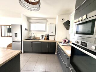  Appartement � vendre 4 pi�ces 77 m�