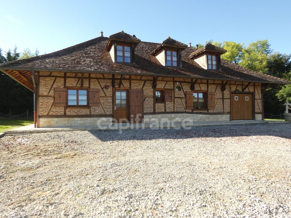 Propriete à vendre 8 pièces SAINT GERMAIN DU BOIS (71)