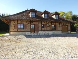  Propriété/château à vendre 8 pièces 202 m²