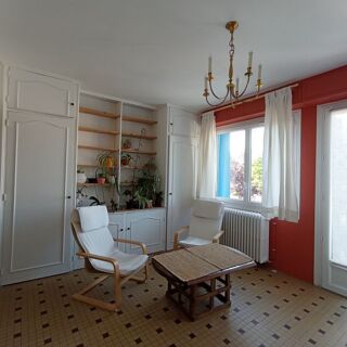  Appartement à louer 3 pièces 65 m²