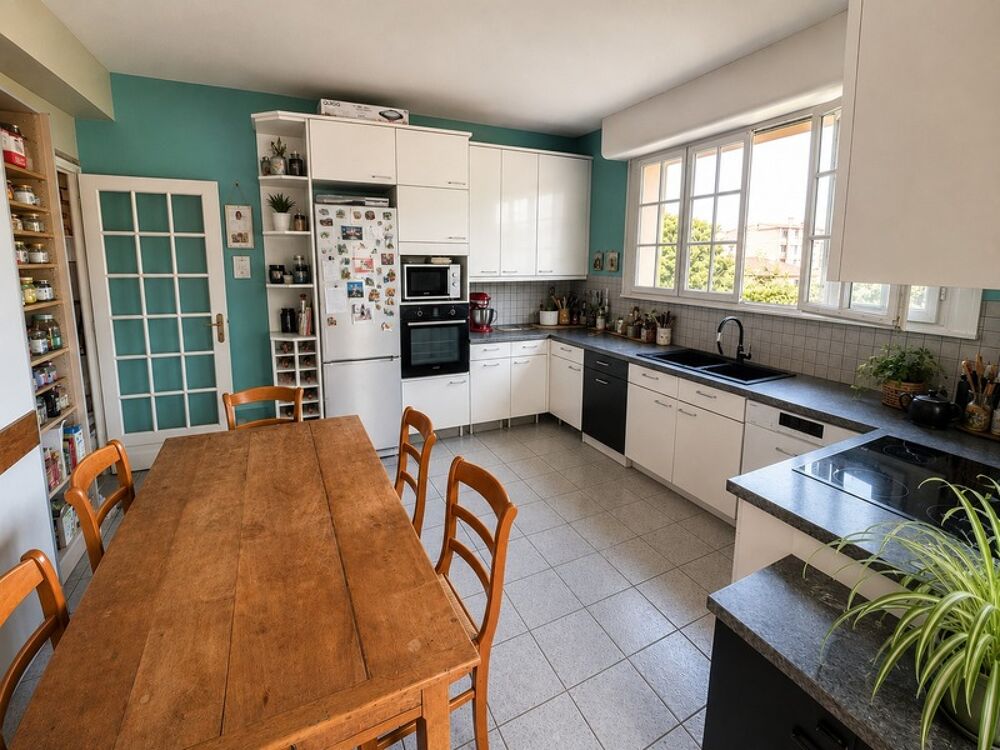 Toulouse Soupetard  Appartement familial T6 de 173 m² avec terrasse, piscine, jardin et garage