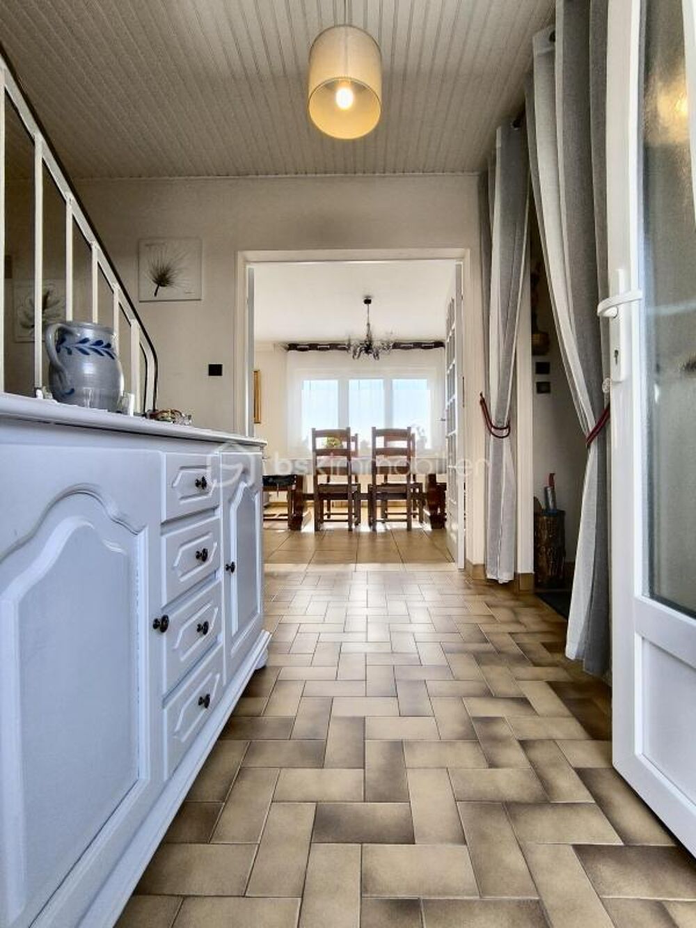 Vente Maison Charmante maison des années 80 – 5 pièces, 93 m² habitables – Calme, terrasse, sous-sol complet et jardin de 4 ares 42 Brunstatt