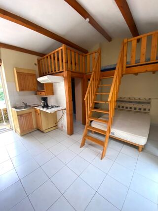  Maison à vendre 14 pièces 367 m²