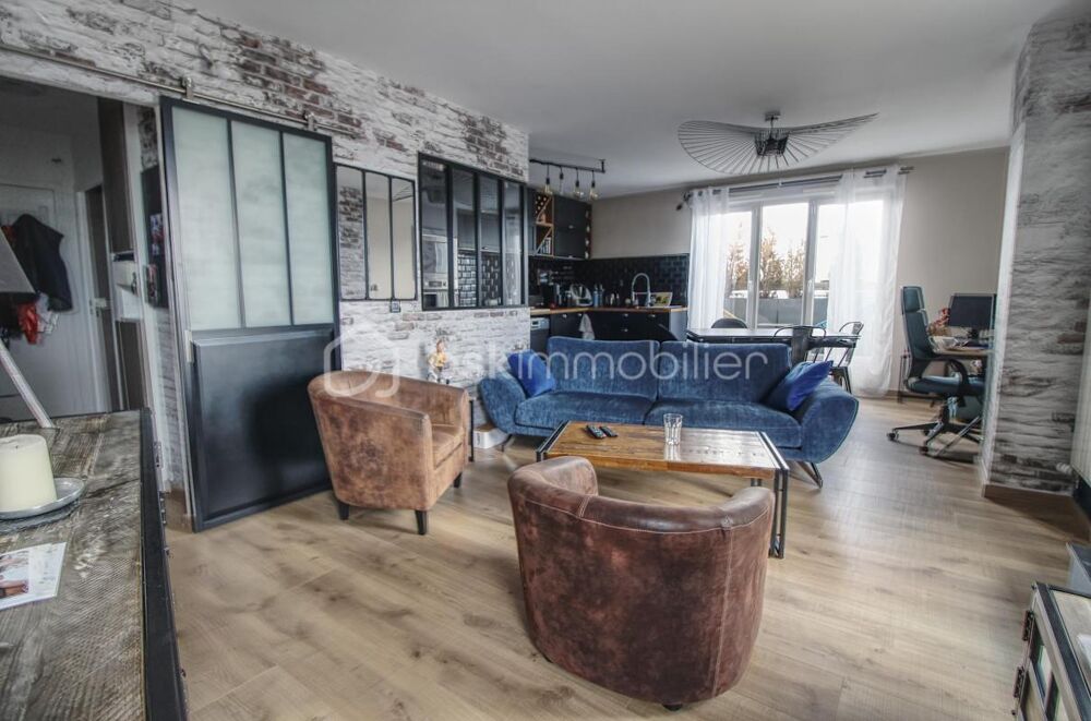 APPARTEMENT 71m2 avec deux terrasses idéalement exposées au dernier étage