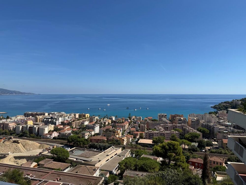Location Appartement ROQUERBUNE CAP MARTIN - 4 PIECES - PISCINE - PARKING Roquebrune cap martin