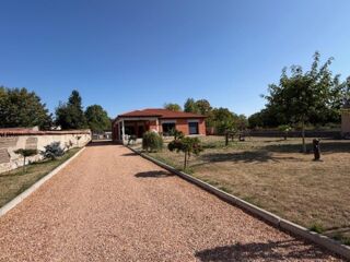  Villa à vendre 4 pièces 160 m² Lezoux