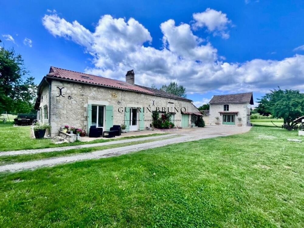 Charmante propriété en pierre avec deux maisons et piscine a